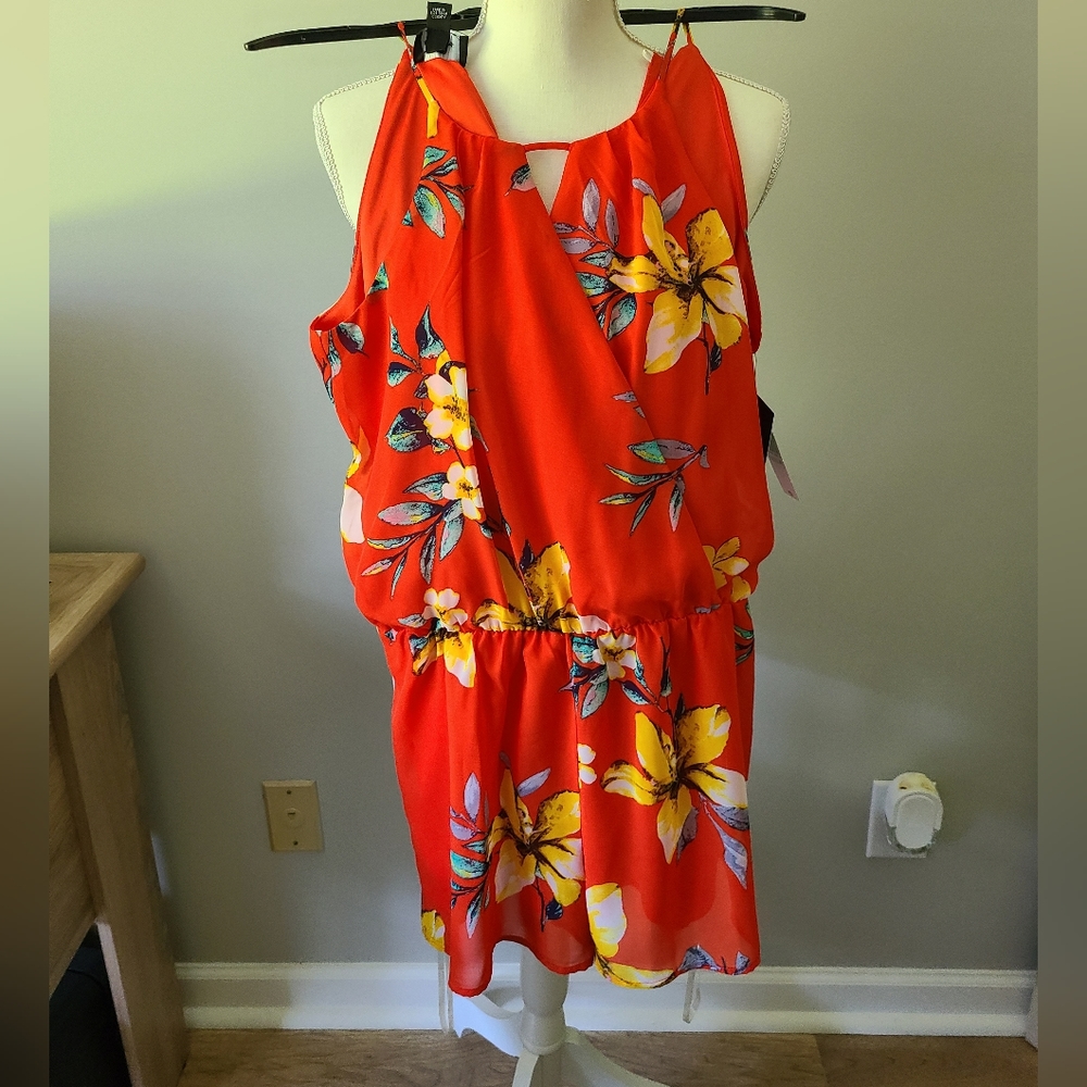 NWT By & By brand orange floral short romper Size medium